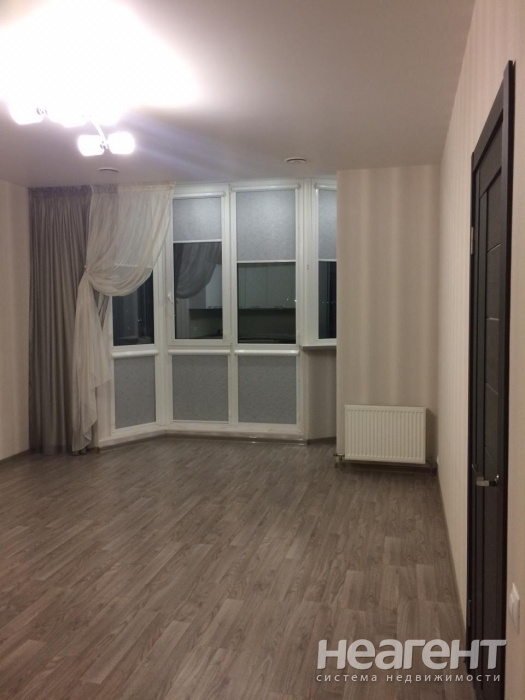 Продается 1-комнатная квартира, 59 м²