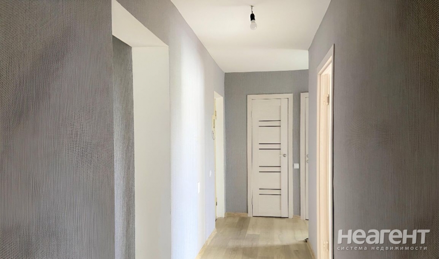 Продается Многокомнатная квартира, 71 м²