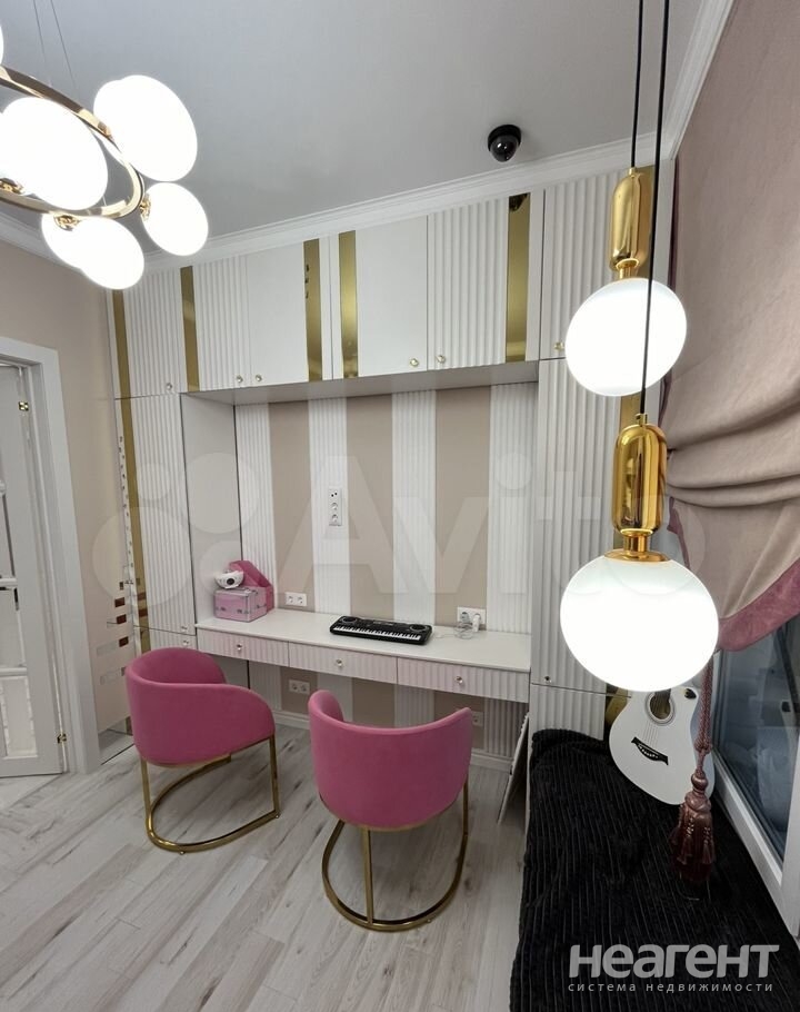 Продается 3-х комнатная квартира, 100 м²