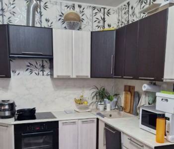 Продается 1-комнатная квартира, 44 м²