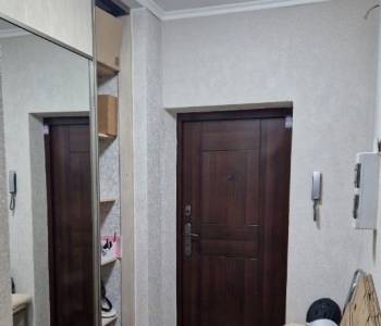 Продается 1-комнатная квартира, 44 м²