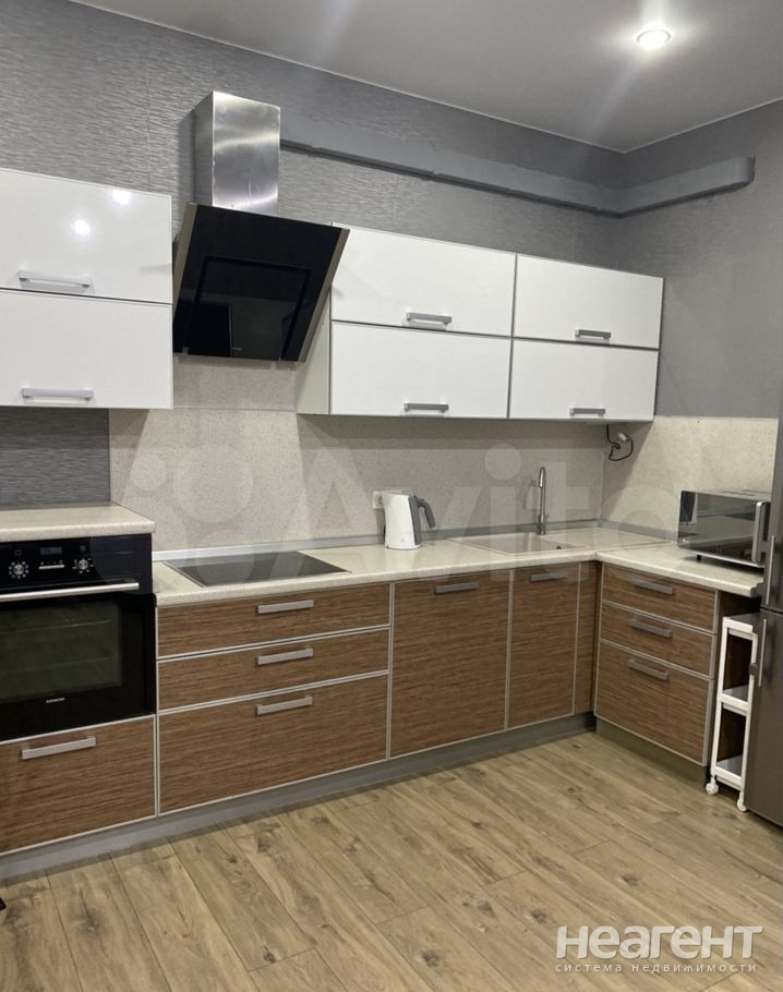 Сдается 1-комнатная квартира, 35 м²