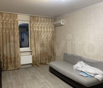 Продается 1-комнатная квартира, 38 м²