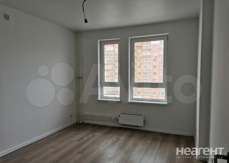 Продается Многокомнатная квартира, 98 м²