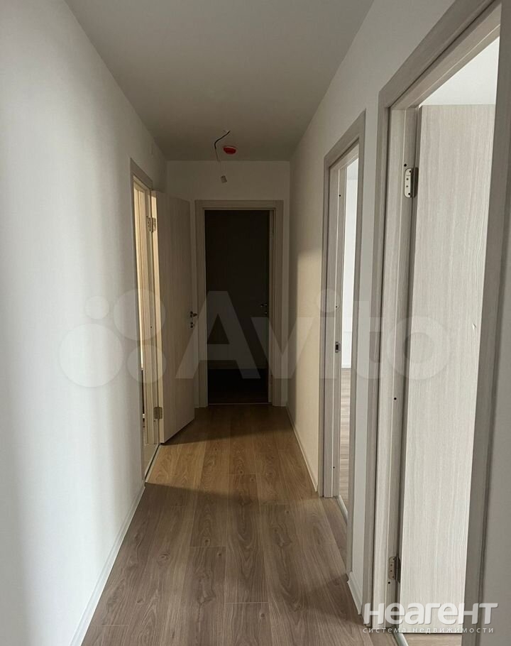 Продается Многокомнатная квартира, 98 м²