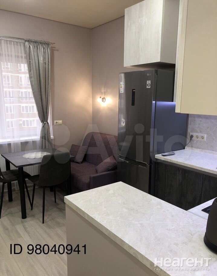 Сдается 1-комнатная квартира, 40 м²