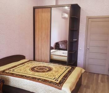 Сдается 1-комнатная квартира, 42 м²