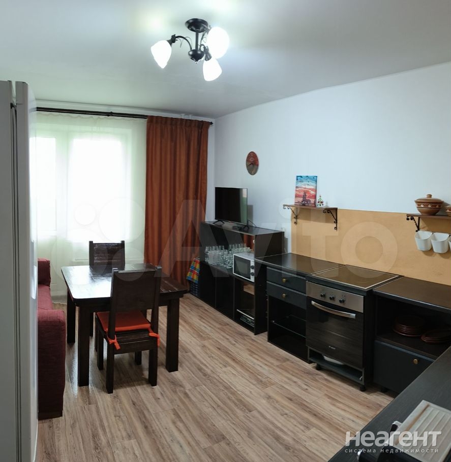 Продается 2-х комнатная квартира, 63 м²