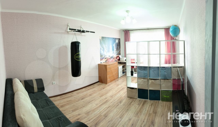 Продается 2-х комнатная квартира, 63 м²