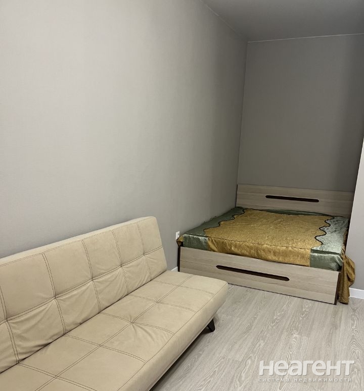 Продается 1-комнатная квартира, 45 м²