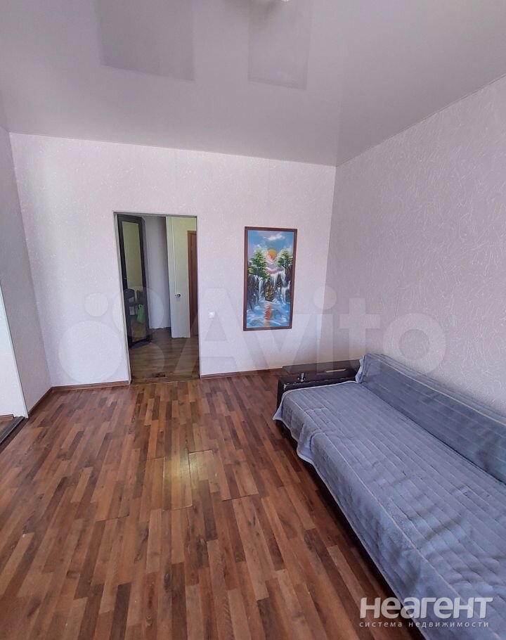 Продается 1-комнатная квартира, 40 м²