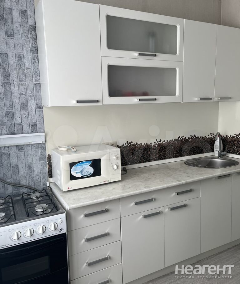 Продается 1-комнатная квартира, 30 м²