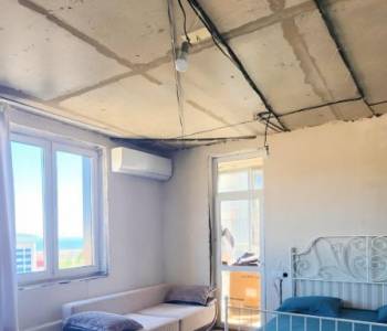 Продается 1-комнатная квартира, 72 м²