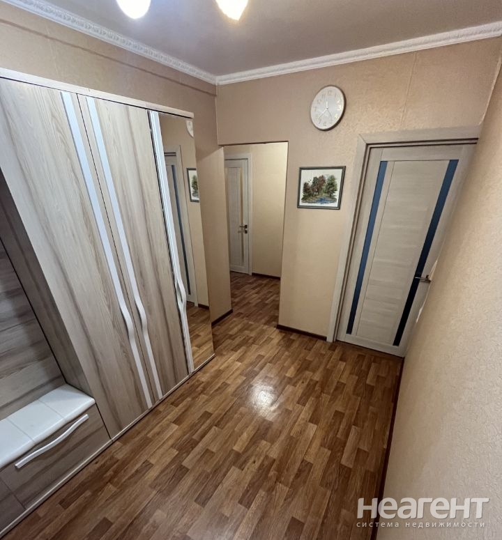 Продается 1-комнатная квартира, 46 м²