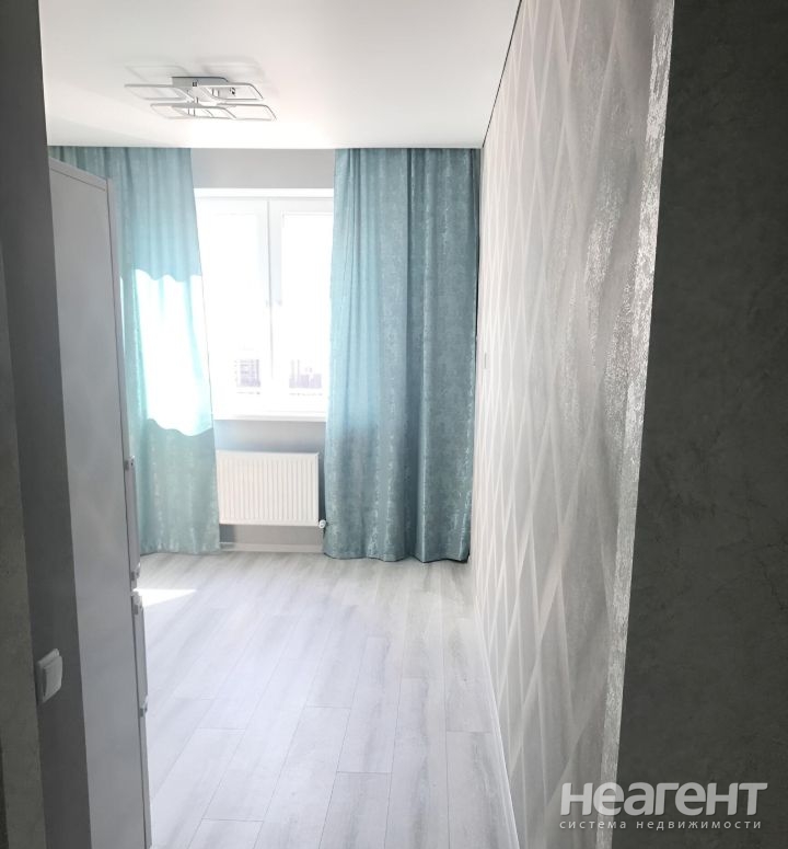 Продается 1-комнатная квартира, 39 м²