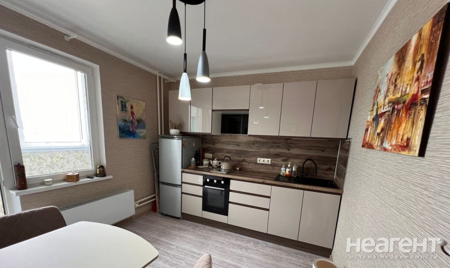 Продается 1-комнатная квартира, 41,7 м²