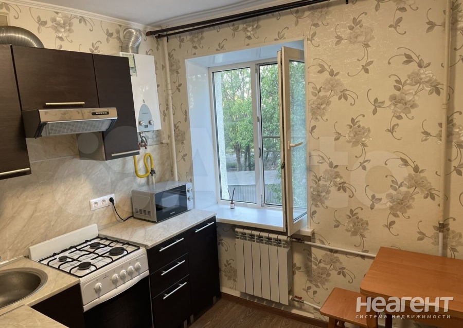 Сдается 1-комнатная квартира, 30 м²