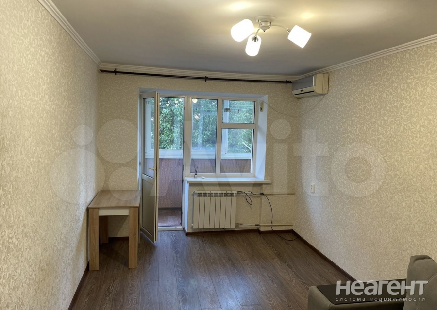 Сдается 1-комнатная квартира, 30 м²