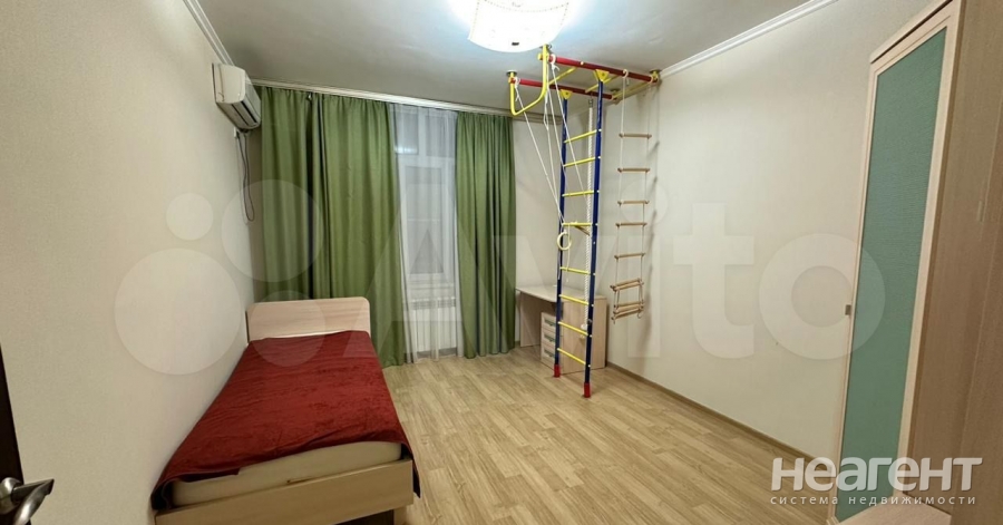 Продается 2-х комнатная квартира, 63 м²