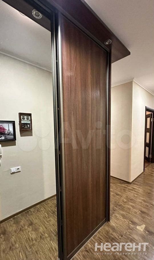 Продается 2-х комнатная квартира, 63 м²