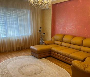 Продается 3-х комнатная квартира, 95,8 м²