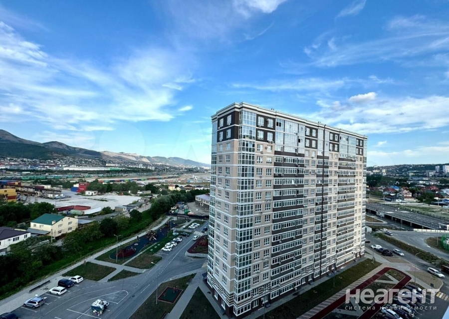 Продается 1-комнатная квартира, 47 м²