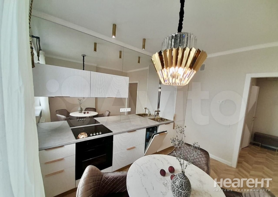 Продается 1-комнатная квартира, 33,9 м²