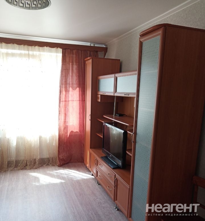 Сдается 1-комнатная квартира, 38 м²