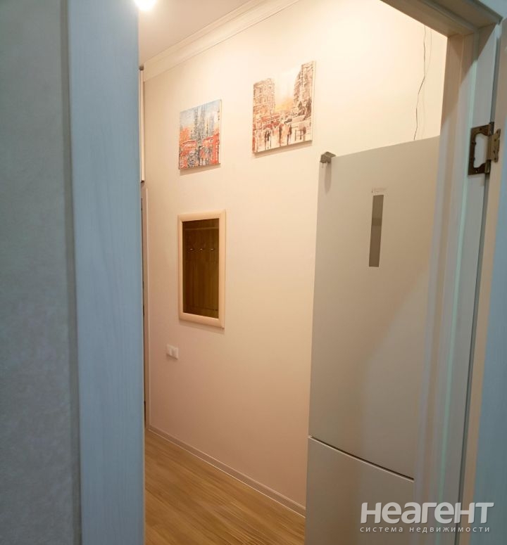 Сдается 1-комнатная квартира, 40 м²