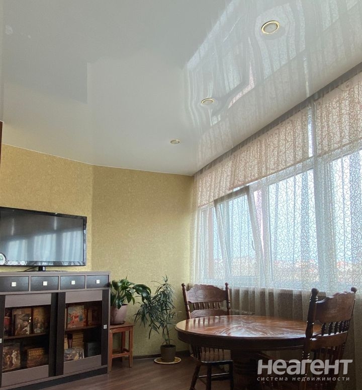 Продается 3-х комнатная квартира, 99,6 м²