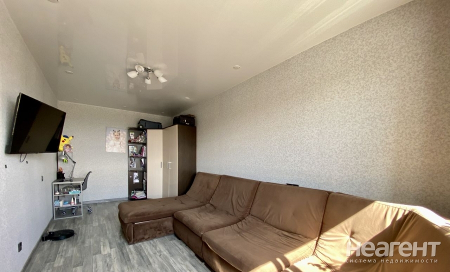 Продается 1-комнатная квартира, 42,6 м²