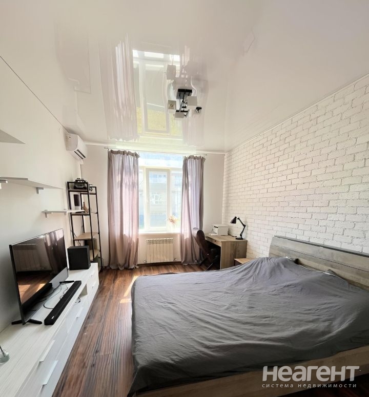 Продается 1-комнатная квартира, 35,7 м²