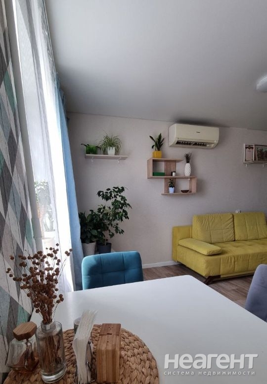 Продается 1-комнатная квартира, 45,3 м²