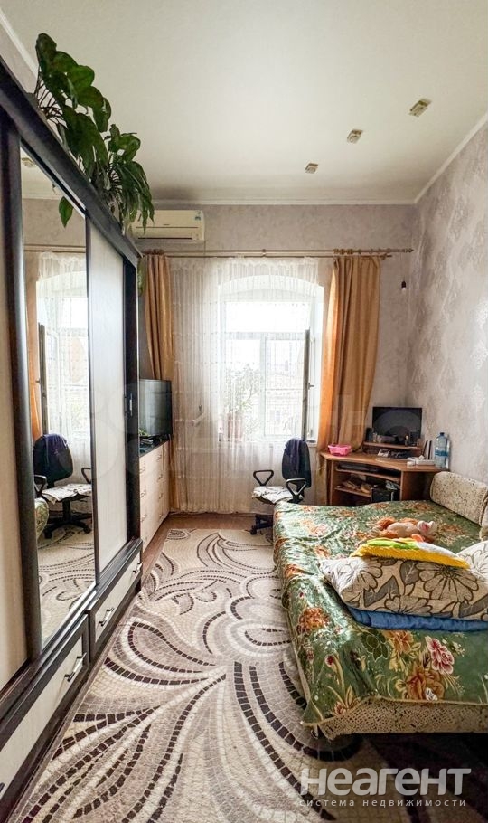 Продается Многокомнатная квартира, 53 м²