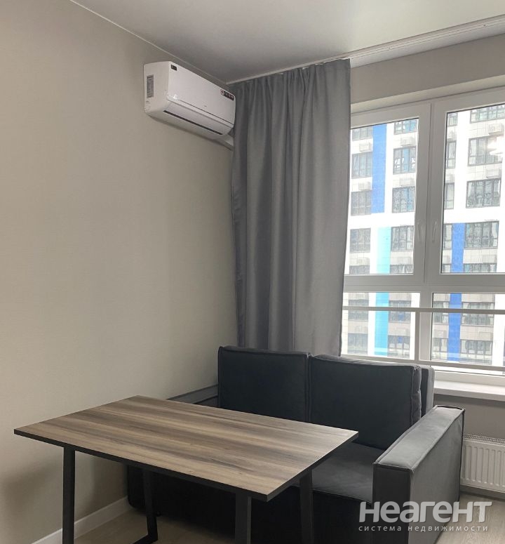 Сдается 1-комнатная квартира, 45 м²