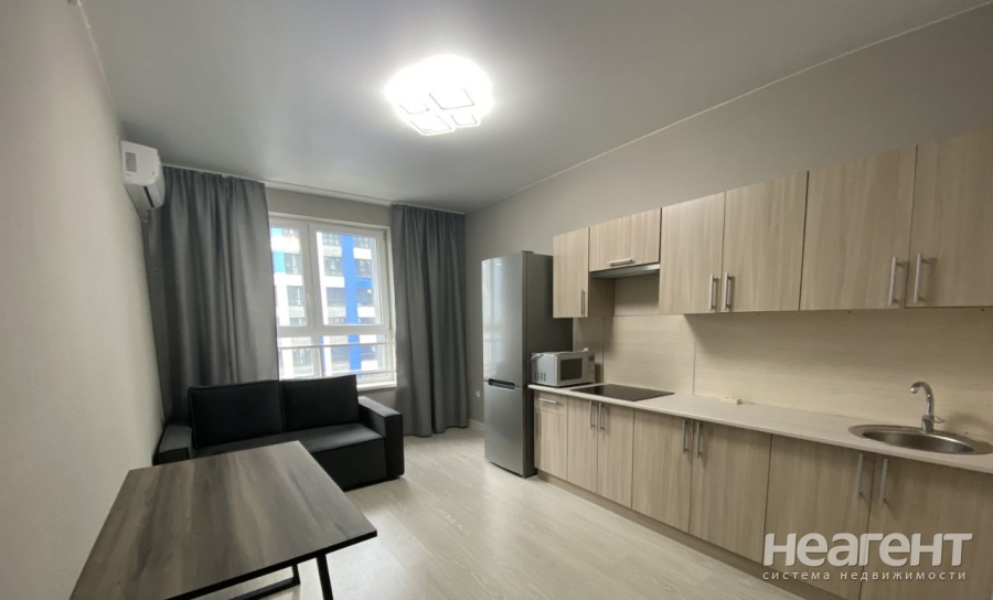 Сдается 1-комнатная квартира, 45 м²