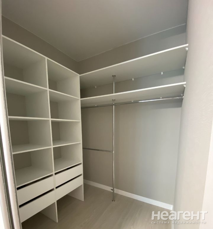 Сдается 1-комнатная квартира, 45 м²