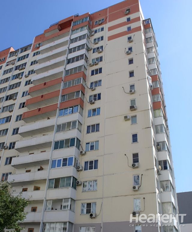 Продается 1-комнатная квартира, 43,7 м²