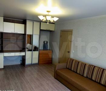 Продается 1-комнатная квартира, 38 м²