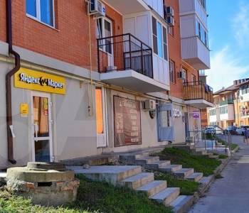 Продается 1-комнатная квартира, 37 м²