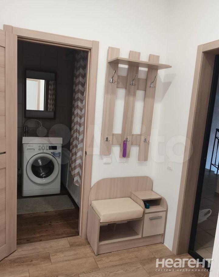 Продается 1-комнатная квартира, 37 м²