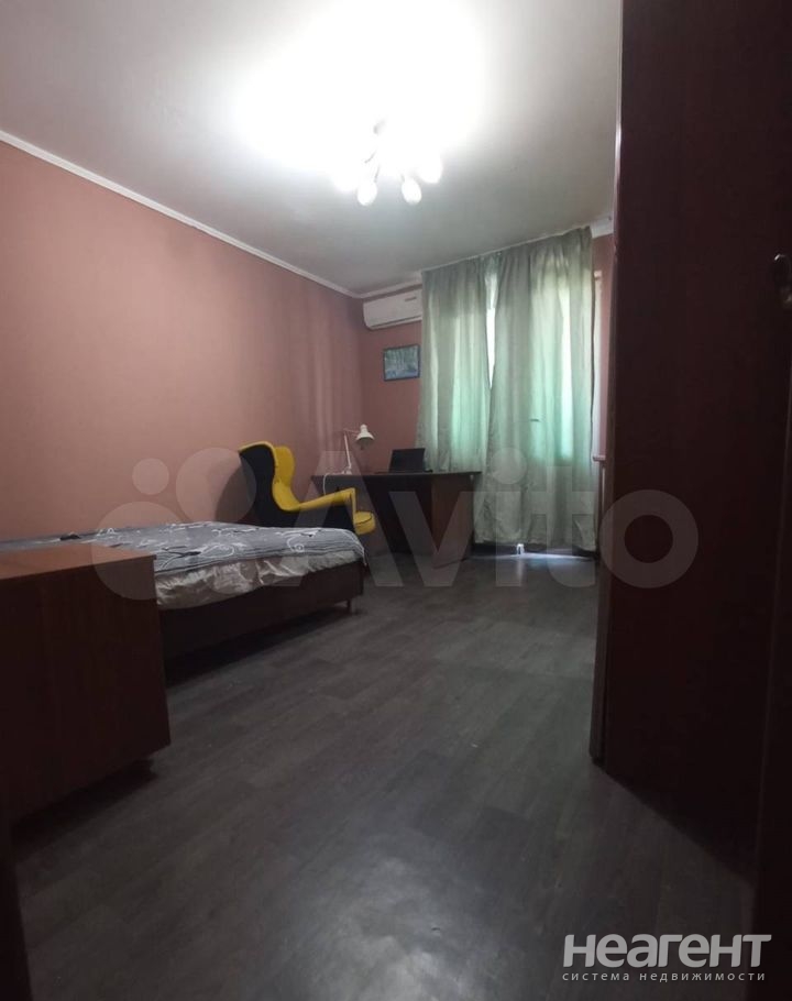 Продается Многокомнатная квартира, 124,2 м²