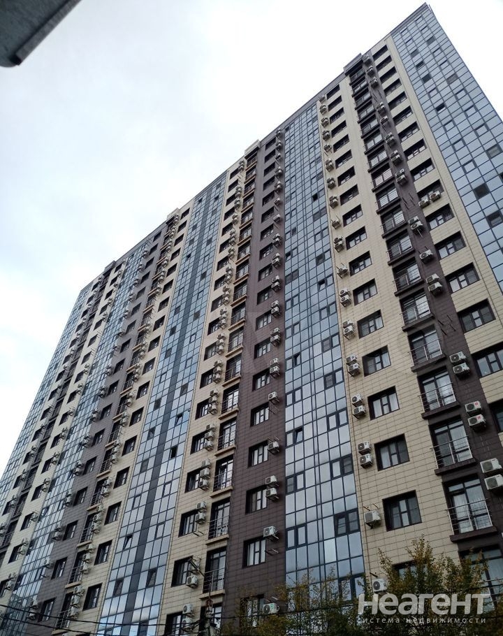 Продается 1-комнатная квартира, 40,5 м²