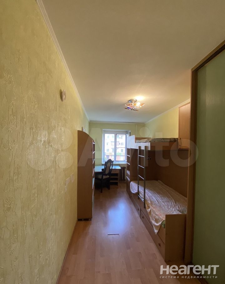 Продается 3-х комнатная квартира, 57,4 м²