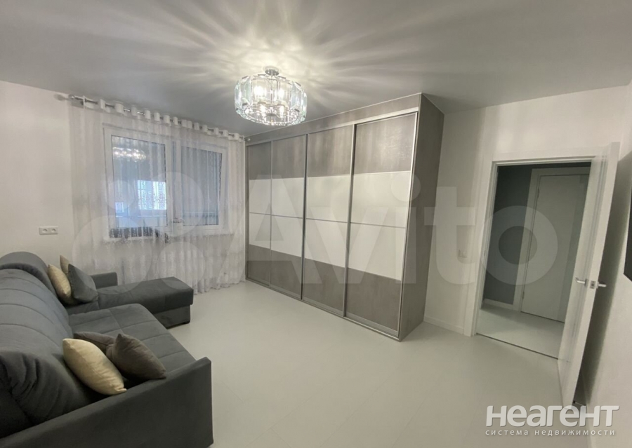 Продается 2-х комнатная квартира, 73,5 м²