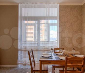 Продается 1-комнатная квартира, 50 м²