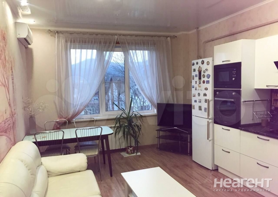 Продается 1-комнатная квартира, 38,5 м²