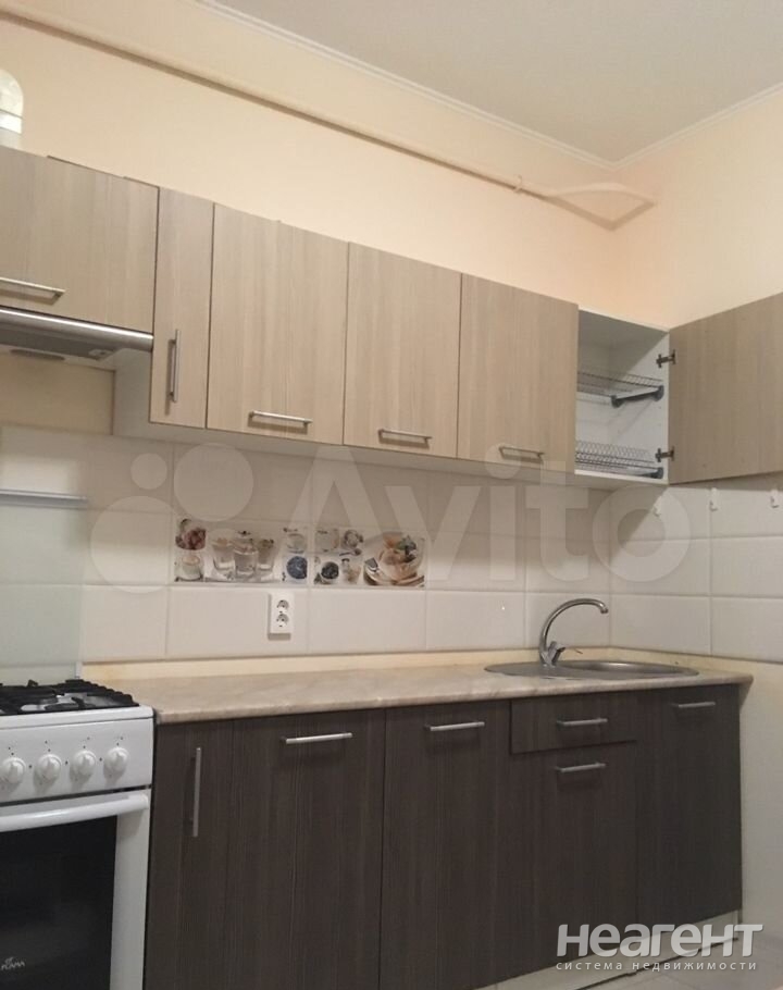 Сдается Нежилое помещение, 120 м²