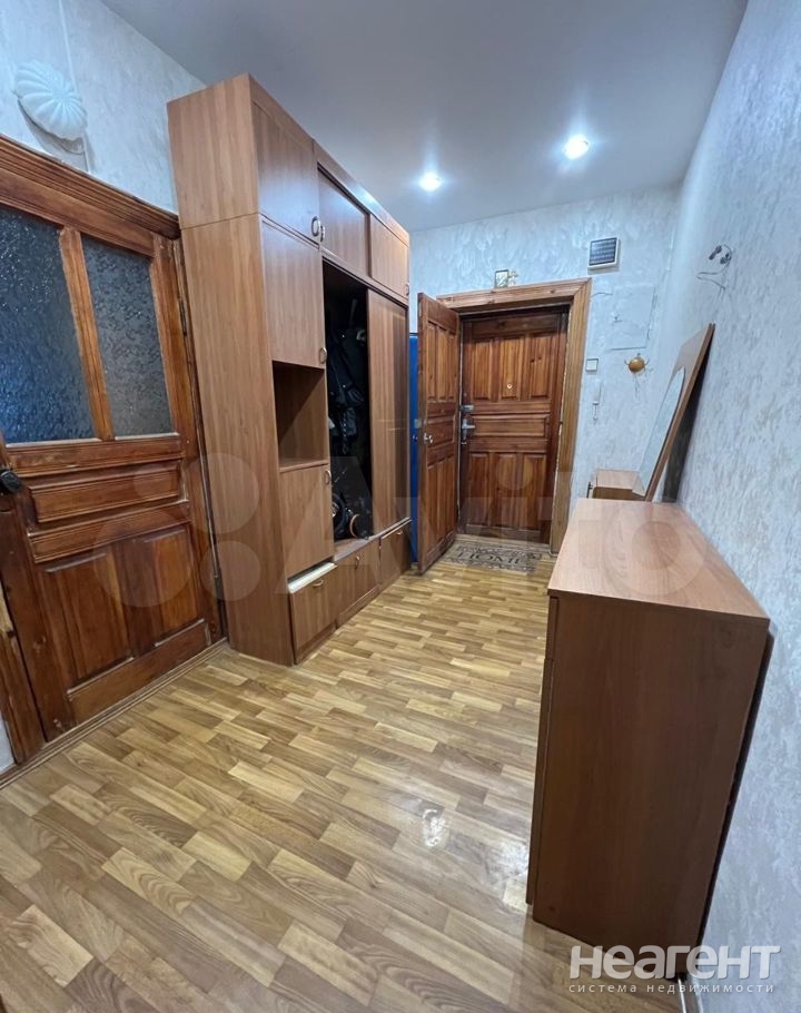 Продается 2-х комнатная квартира, 65 м²