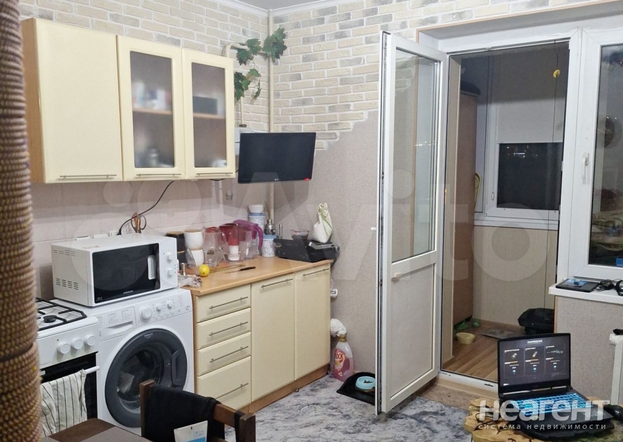 Продается 1-комнатная квартира, 44 м²